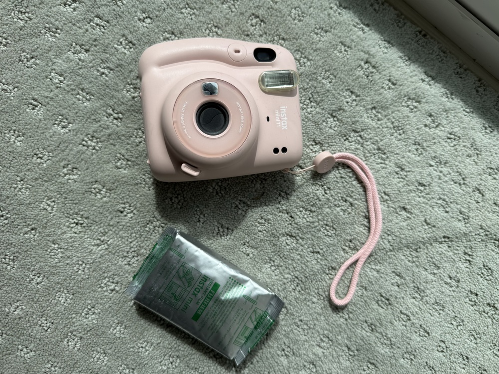 Fujifilm Instax Mini 11 Blush Pink extra film